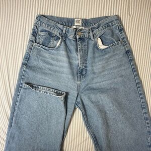 Size 32 BDG Classic Blue High-Rise Wide-Leg Jeans